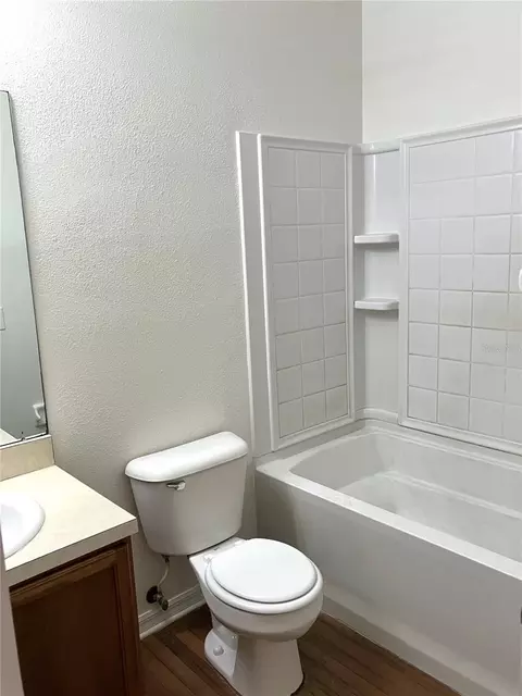 Bath - 12337 Foxmoor Peak Dr, Riverview, FL 33579 photo 4 of 5