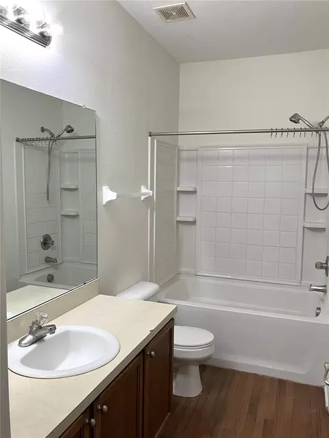 Bath - 12337 Foxmoor Peak Dr, Riverview, FL 33579 photo 2 of 5
