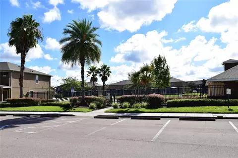 Exterior - 12337 Foxmoor Peak Dr, Riverview, FL 33579 photo 6 of 8