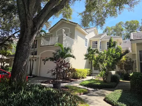 450 Date Palm Ct NE, Saint Petersburg, FL 33703