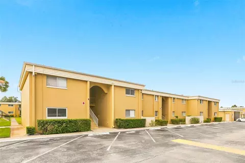 1000 Lake Of The Woods Blvd #202B, Fern Park, FL 32730