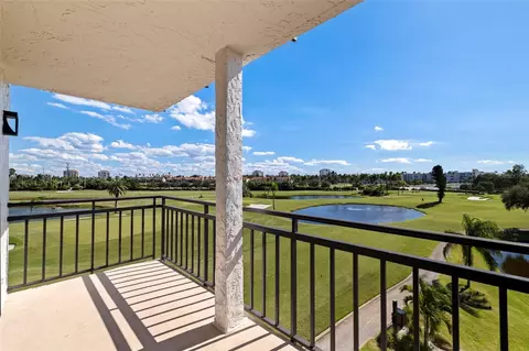 6210 Sun Blvd #408, Saint Petersburg, FL 33715