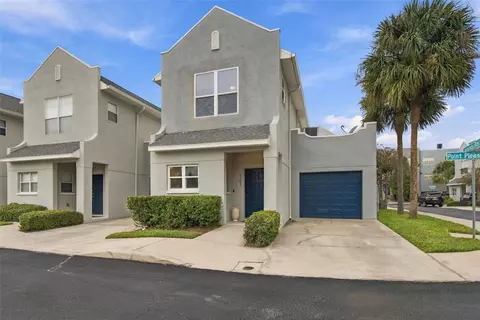 5303 Point Pleasant Ln, Tampa, FL 33611