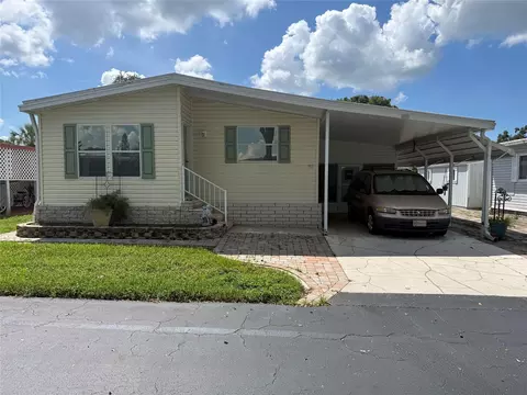 7880 54th Ave N #102, Saint Petersburg, FL 33709