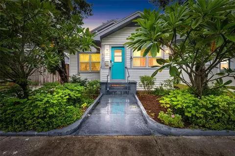 1527 13th St S, Saint Petersburg, FL 33705