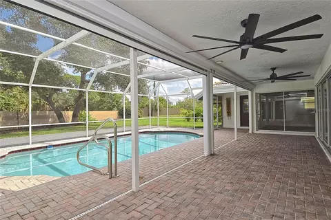 Exterior - 102 Windward Dr, Osprey, FL 34229 photo 4 of 16