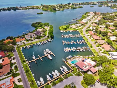 View/Area - 102 Windward Dr, Osprey, FL 34229 photo 3 of 3
