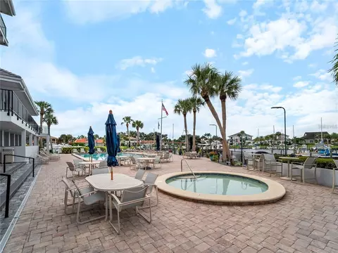 Exterior - 102 Windward Dr, Osprey, FL 34229 photo 15 of 16