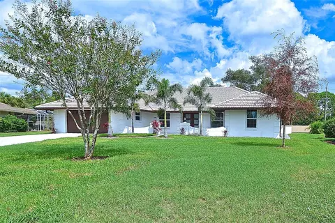 Exterior - 102 Windward Dr, Osprey, FL 34229 photo 2 of 16