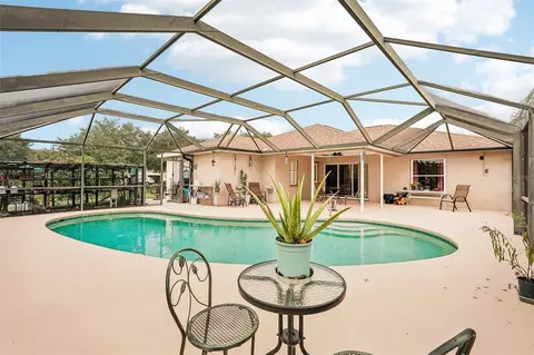 Exterior - 18115 Howling Wolf Run, Parrish, FL 34219 photo 3 of 14