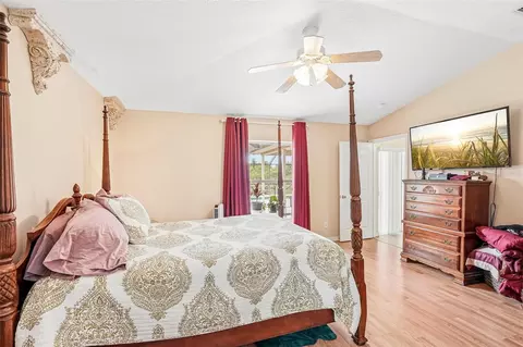 Bedroom - 18115 Howling Wolf Run, Parrish, FL 34219 photo 2 of 4