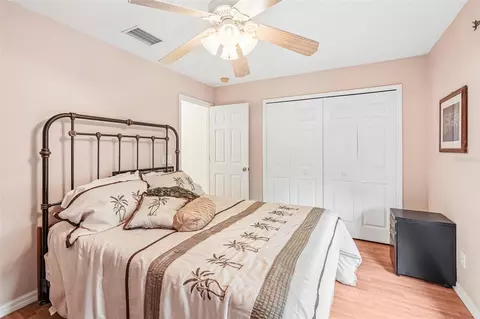 Bedroom - 18115 Howling Wolf Run, Parrish, FL 34219 photo 4 of 4