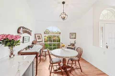 Dining - 18115 Howling Wolf Run, Parrish, FL 34219 photo 4 of 4