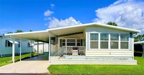 2253 Piazza Dr, Sarasota, FL 34238