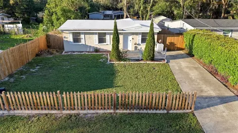 1906 E 98th Ave, Tampa, FL 33612