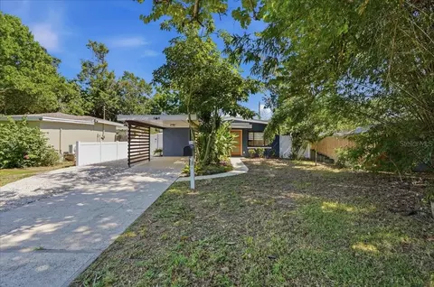 664 60th St S, Saint Petersburg, FL 33707
