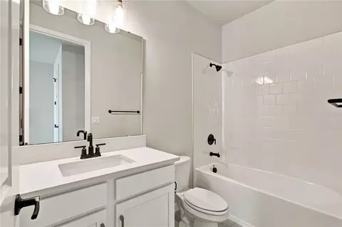Bath - 5129 Chattahoochee Bnd, Saint Cloud, FL 34771 photo 3 of 4