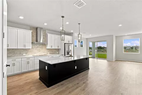 Kitchen - 5129 Chattahoochee Bnd, Saint Cloud, FL 34771 photo 3 of 5