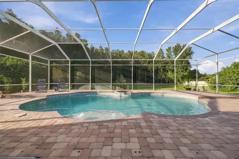 Exterior - 19153 Geraci Rd, Lutz, FL 33558 photo 9 of 18