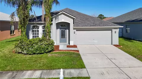 5423 Braddock Dr, Zephyrhills, FL 33541