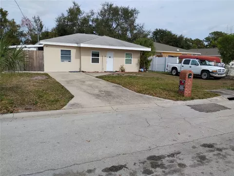 8205 48th Ave N, Saint Petersburg, FL 33709