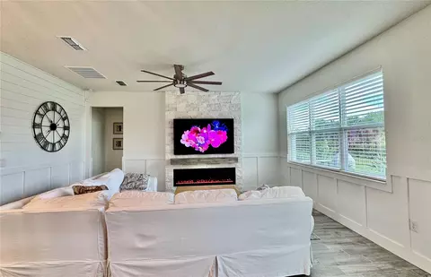 Living - 2707 River Creek Ln, Saint Cloud, FL 34771 photo 5 of 7