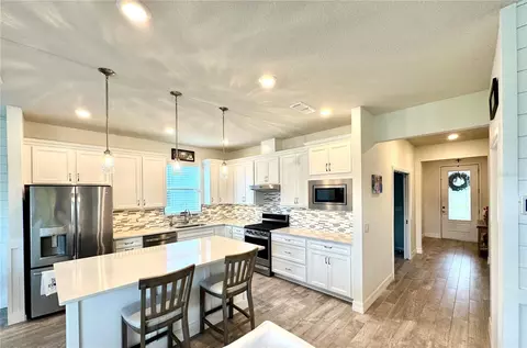 Kitchen - 2707 River Creek Ln, Saint Cloud, FL 34771 photo 7 of 7