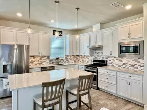 Kitchen - 2707 River Creek Ln, Saint Cloud, FL 34771 photo 1 of 7