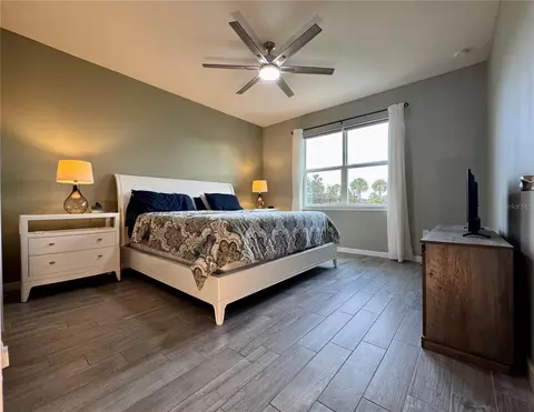 Bedroom - 2707 River Creek Ln, Saint Cloud, FL 34771 photo 2 of 3