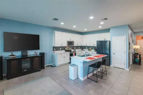 Kitchen - 10826 Quickwater Ct, Riverview, FL 33569 photo 2 of 3