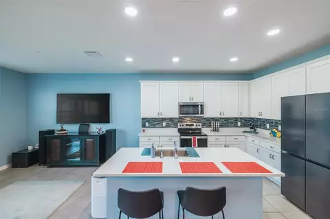 Kitchen - 10826 Quickwater Ct, Riverview, FL 33569 photo 3 of 3