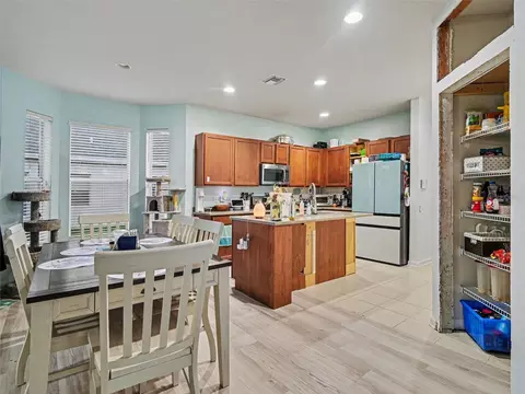 Kitchen - 10007 58th St E, Parrish, FL 34219 photo 1 of 3