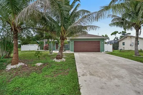 9293 Fruitland Ave, Englewood, FL 34224
