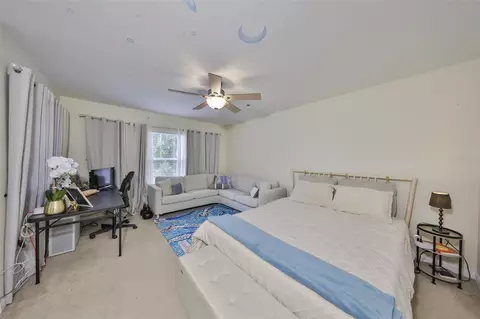 Bedroom - 13914 Chalk Hill Pl, Riverview, FL 33579 photo 7 of 10