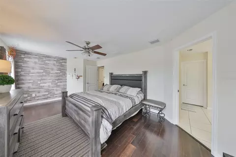 Bedroom - 13914 Chalk Hill Pl, Riverview, FL 33579 photo 2 of 10