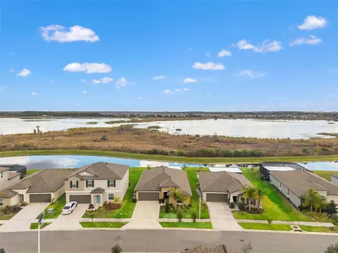 View/Area - 31713 Sun Kettle Loop, Wesley Chapel, FL 33545 photo 3 of 9