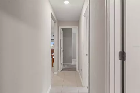Entry Way - 31713 Sun Kettle Loop, Wesley Chapel, FL 33545 photo 2 of 6