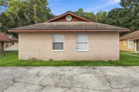 2461 Chestnut Woods Dr, Lakeland, FL 33815