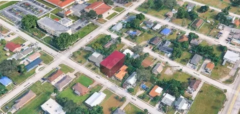 1923 High St, Fort Myers, FL 33916