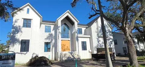 811 Grove Park Ave, Tampa, FL 33609