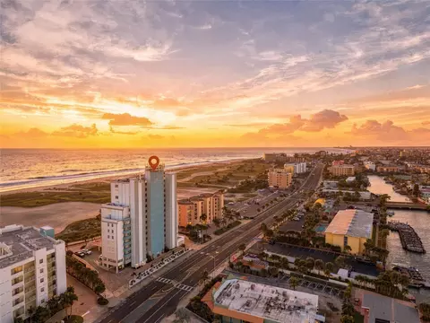 11000 Gulf Blvd #1002, Treasure Island, FL 33706