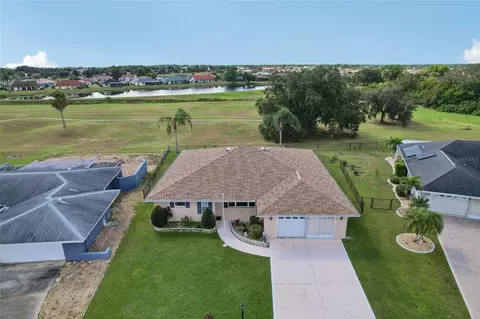 1806 Pineapple Palm Ct, Sun City Center, FL 33573