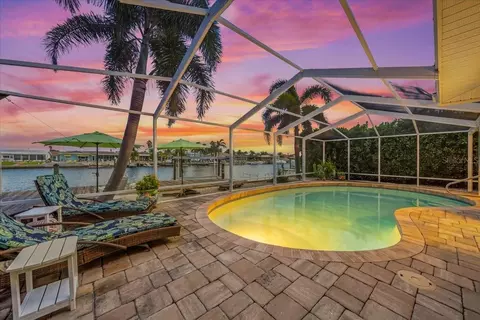 5448 Pilots Pl, New Port Richey, FL 34652