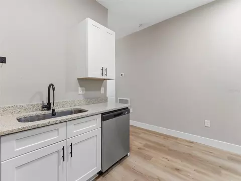 Kitchen - 1740 W Cherry St, Tampa, FL 33607 photo 3 of 3