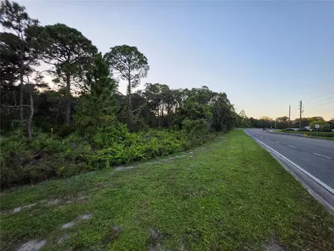 7727 Rowan Rd, New Port Richey, FL 34653