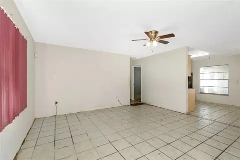 Living - 1002 Pine Ridge Cir, Brandon, FL 33511 photo 1 of 5