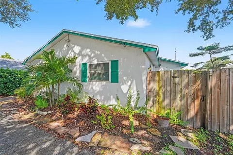 3765 67th Ave N #B, Pinellas Park, FL 33781