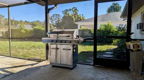 9439 Spring Hill Dr, Spring Hill, FL 34608 photo 5