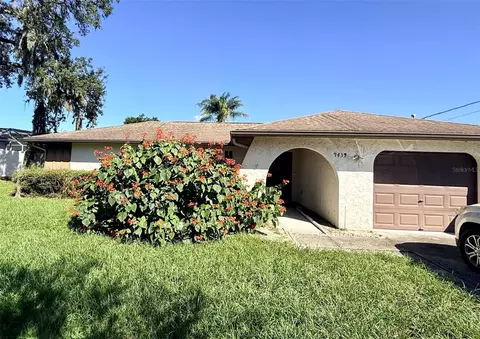 9439 Spring Hill Dr, Spring Hill, FL 34608 photo 2