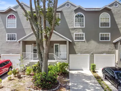 5836 Red Cedar Ln, Tampa, FL 33625